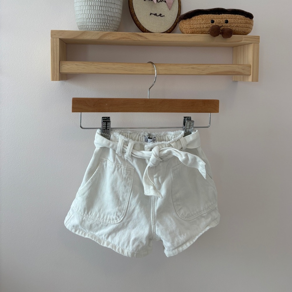 Zara 3-4 White Tie-Waist Shorts